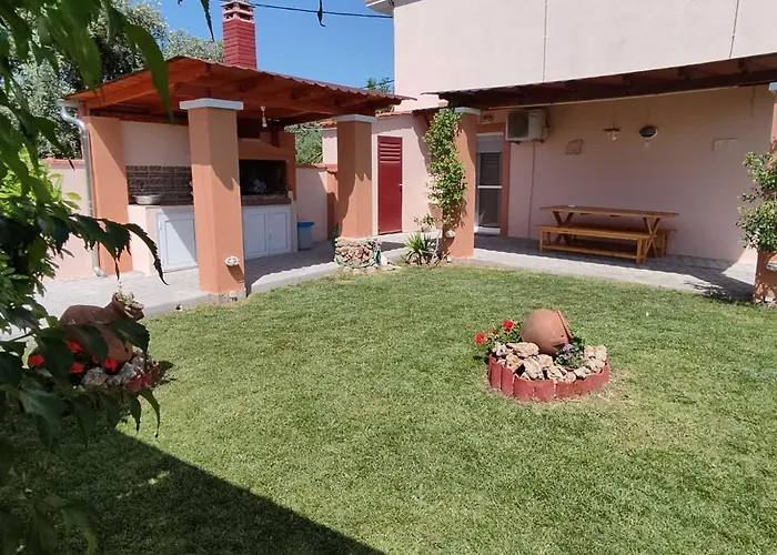 Διαμέρισμα Olive Grove House *